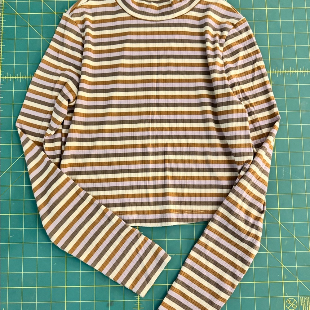 Vero Moda Multicolor Striped Top - Picture 2 of 4